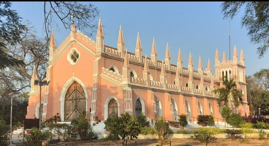 all-saints-church-img